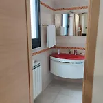 Mari Lu' Bed & Breakfast 3*