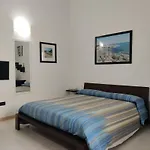 Bed & Breakfast Mari Lu' Maruggio