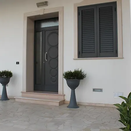 Mari Lu' Отель типа 