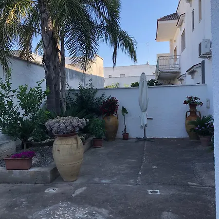 Mari Lu' Отель типа 