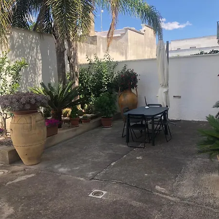 Mari Lu' Отель типа 