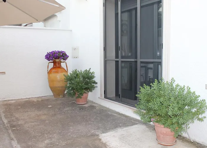 فندق مبيت وإفطار Mari Lu' 3*