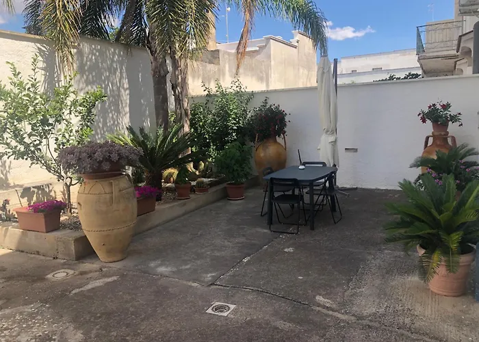 Mari Lu' فندق مبيت وإفطار 3*